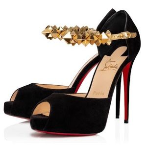 Christian Louboutin Planisfemme 39